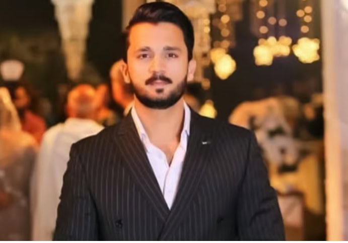 Youtuber Rajab Butt Crashes Car Into Barbershop In Lahore