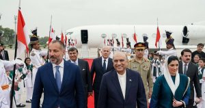 Aga Khan V Rahim Al Hussaini Gets Warm Welcome On First Official Visit To Pakistan