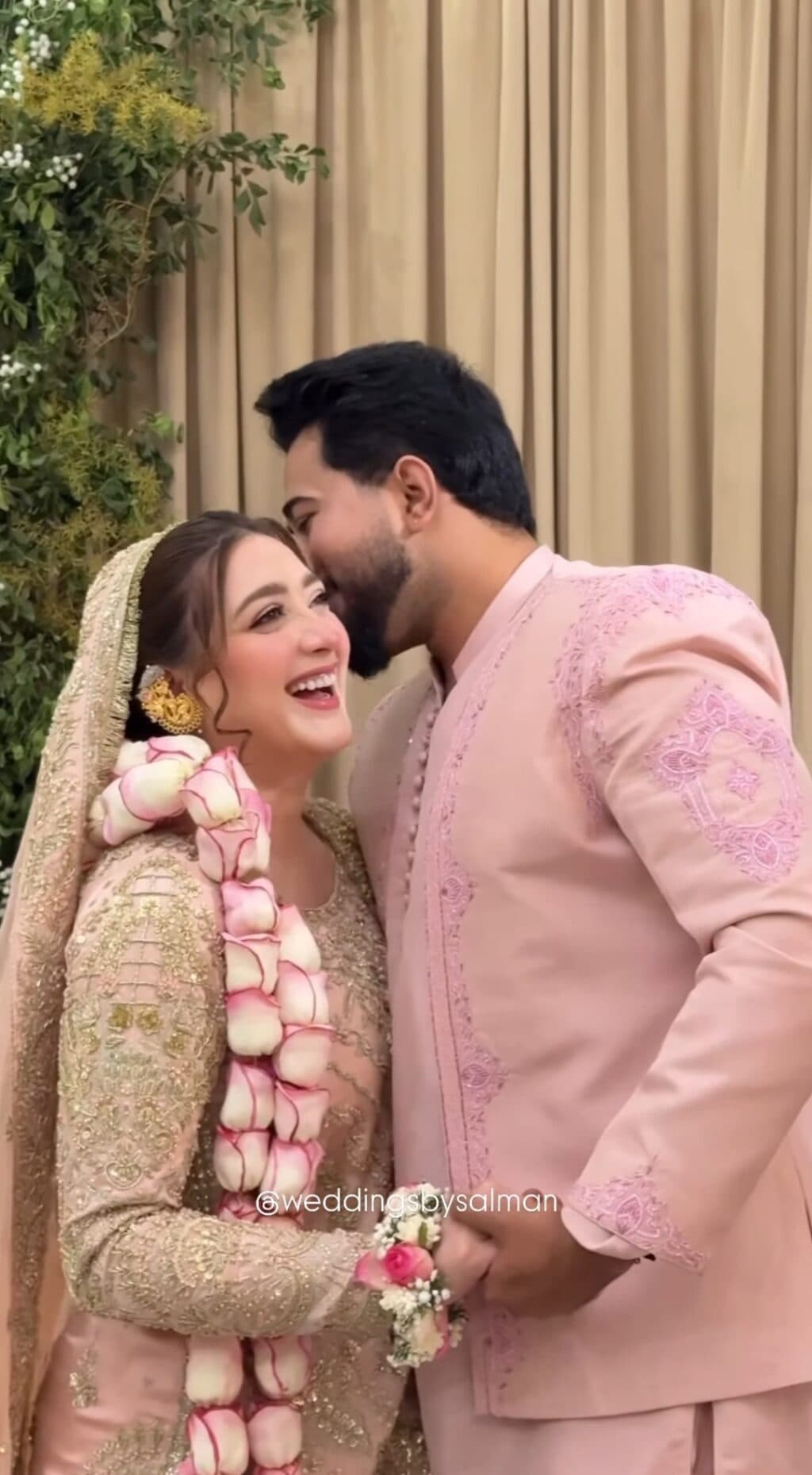 Momina Iqbals Elegant Dua E Khair Look Goes Viral
