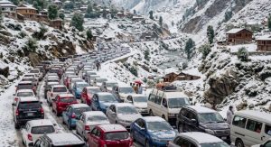 Travel Advisory Issued For Naran Babusar Top Amid Snowfall