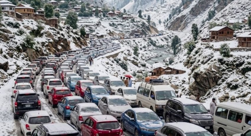 Travel Advisory Issued For Naran Babusar Top Amid Snowfall