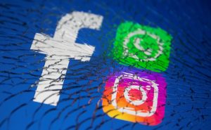 Facebook Experiences Global Outage Users Report Logouts