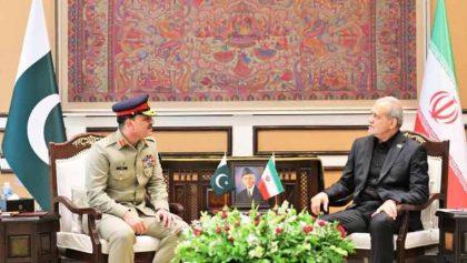 Field Marshal Asim Munir Meets Iranian President Discusses Regional Peace