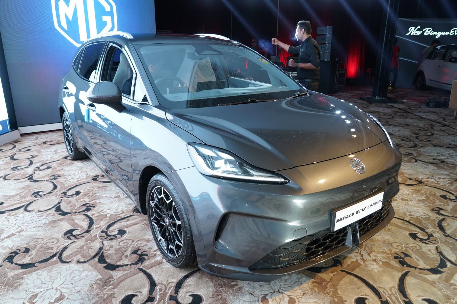Mg Strengthens Pakistans Ev Landscape With Launch Of Family Friendly Mg4 Ev Urban 