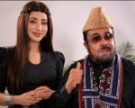 Mufti Qavi Calls Influencer Fariha Farrukh His Granddaughter In Viral Video