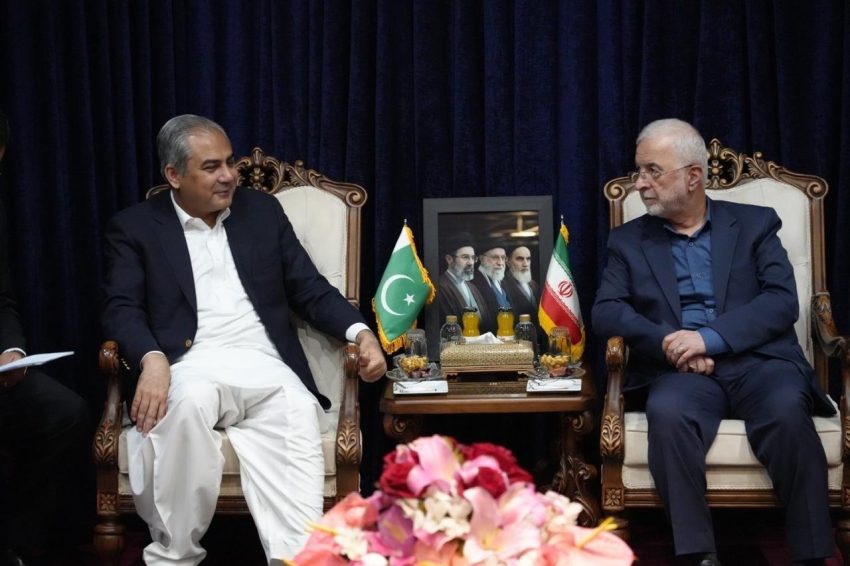 Naqvi Engages Momeni Ahead Of Handing Over Field Marshals Letter To Iranian Supreme Leader