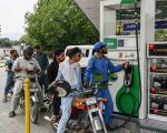 Oil Prices Fall Sharply Return To Pre War Levels
