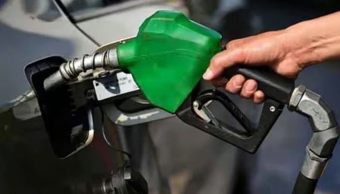 Pakistan Slashes Petrol Price By Rs4 Per Litre