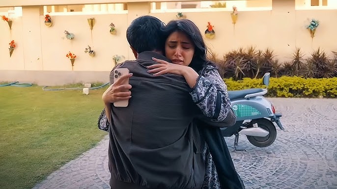 Sahar Hashmi Trends Online As Social Media Draws Comparisons With Emraan Hashmi