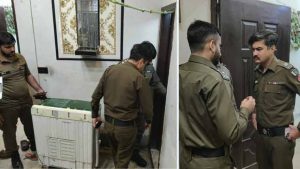 10 Year Old Girl Found Dead In Tuition Centre Washroom In Lahore