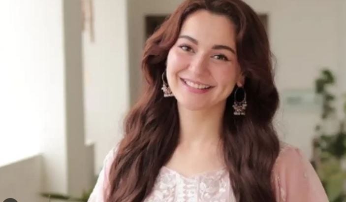 Hania Aamirs Humility Message Sparks Mixed Reactions On Social Media
