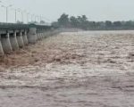 High Flood Reaches Qadirabad Headworks As Water Levels Rise In Chenab River