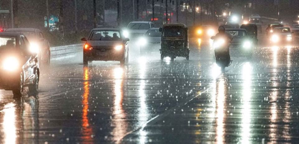 Rain in Gulshan, North Nazimabad and other areas of Karachi…..