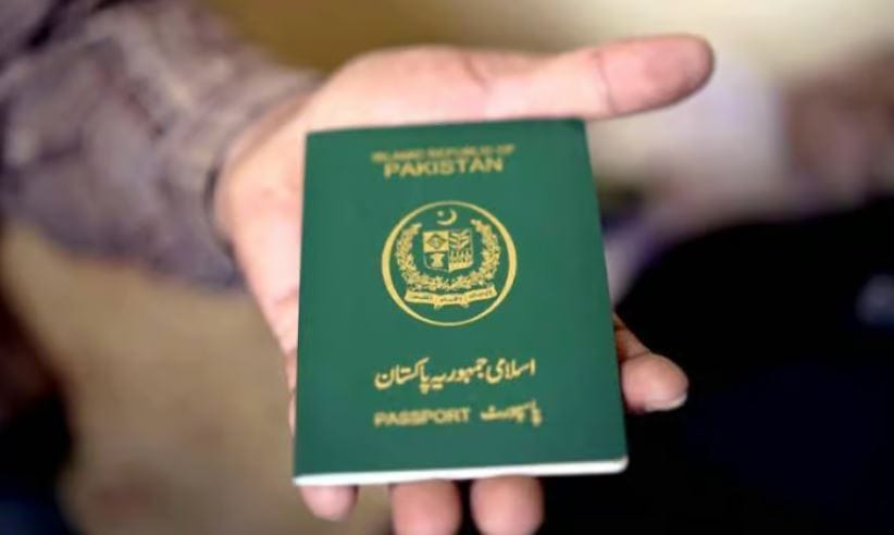 Pakistan Introduces Cashless Payments At All Passport Offices