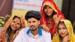 Three Women Marry The Same Cameraman In Indias Uttar Pradesh