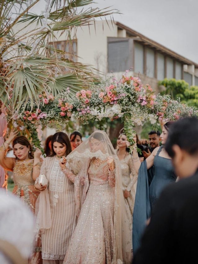 Alysha Khan Khushal Khans Wedding Pictures Go Viral Online 