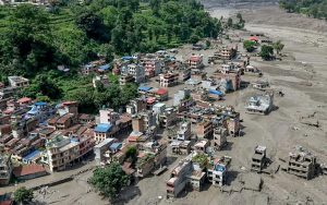 Death Toll Rises As Nearly 1500 Remain Missing In Nepal China Floods