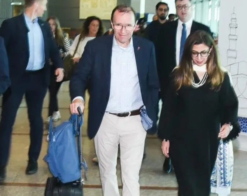 Norway Foreign Ministers Self Carried Luggage Has Pakistan Asking Who Really Needs Protocol