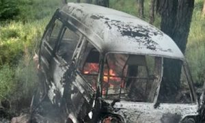 10 Children Inured As School Van Catches Fire In Murree