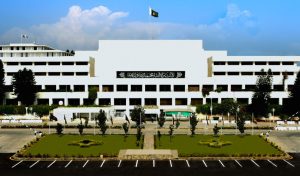 Na Committee Reviews Sexual Harassment Case Involving Former Hsa Vice Chancellor