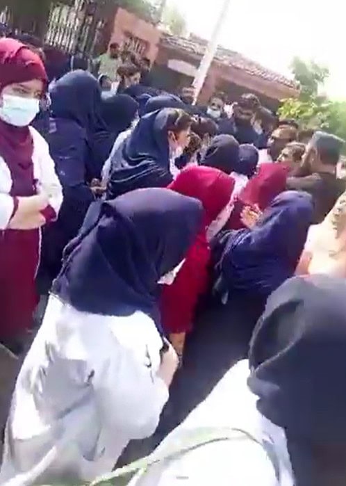 Rawalpindi Institute Of Cardiology Nurse Attacked After Dispute With Patients Relatives 