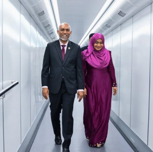 Maldives President Dr Muizzu Arrives In Pakistan Eyes Trade And Defence Deals 