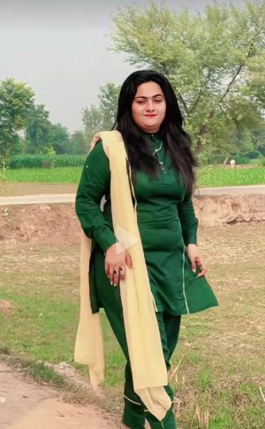 Tiktoker Kashfa Khans Private Video Leaked Online 
